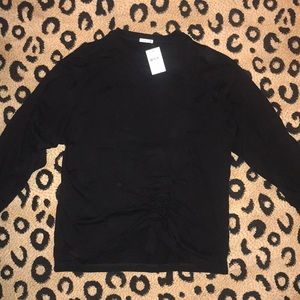 Crew Neck Sweatshirt with asymmetric ruched detail